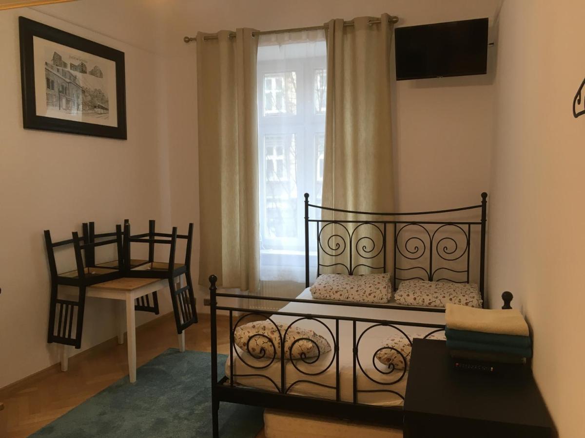 Pure Apartments Krakow Bagian luar foto