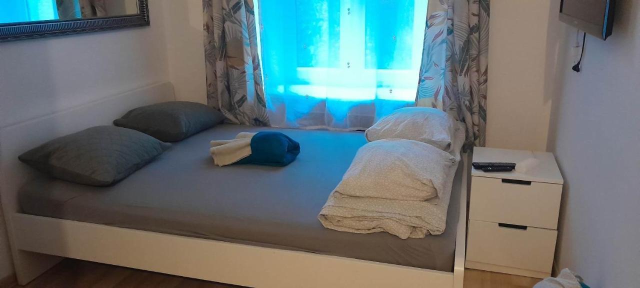Pure Apartments Krakow Bagian luar foto